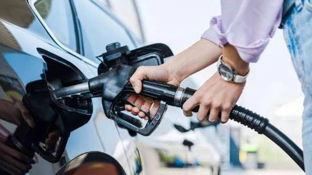 Akaryakıtta fiyatlar sabit: Benzinde ve motorinde son durum