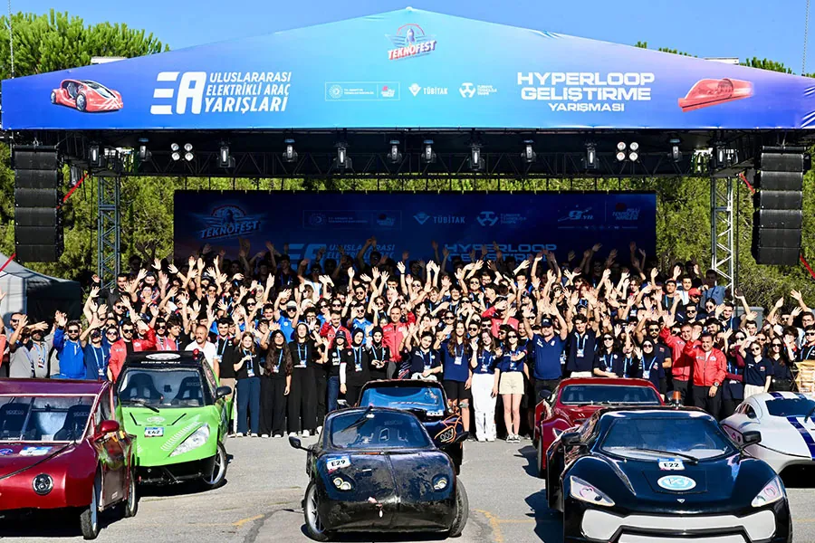 TEKNOFEST 2026’da Büyük Rekor! 1,6 Milyondan Fazla Genç Yarıştı, Elektrikli Araç ve Hyperloop Projeleri Dikkat Çekti